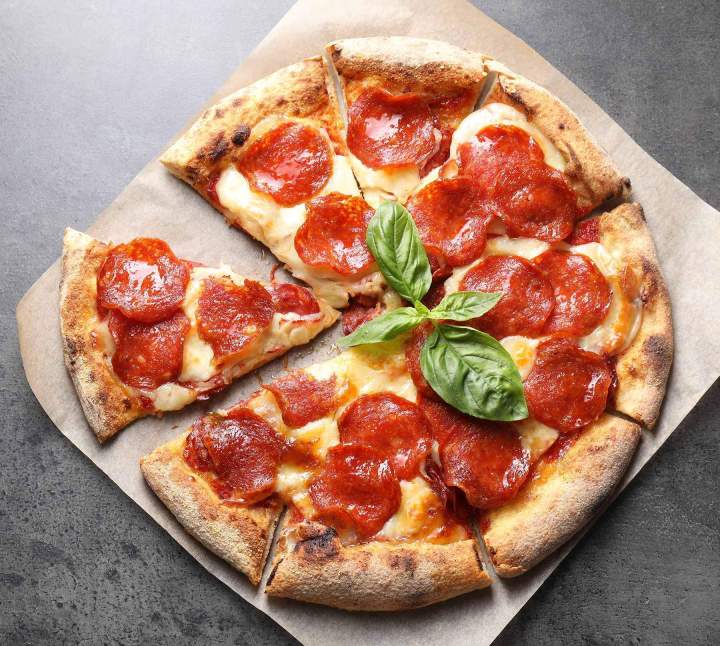 Pizza croustillante et moelleuse Grasse